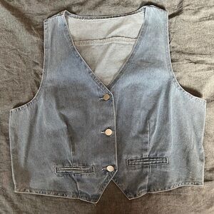 Woman denim cropped vest
